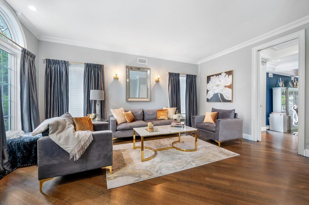 373 Ocean Terrace Todt Hill Staten Island NY 10301