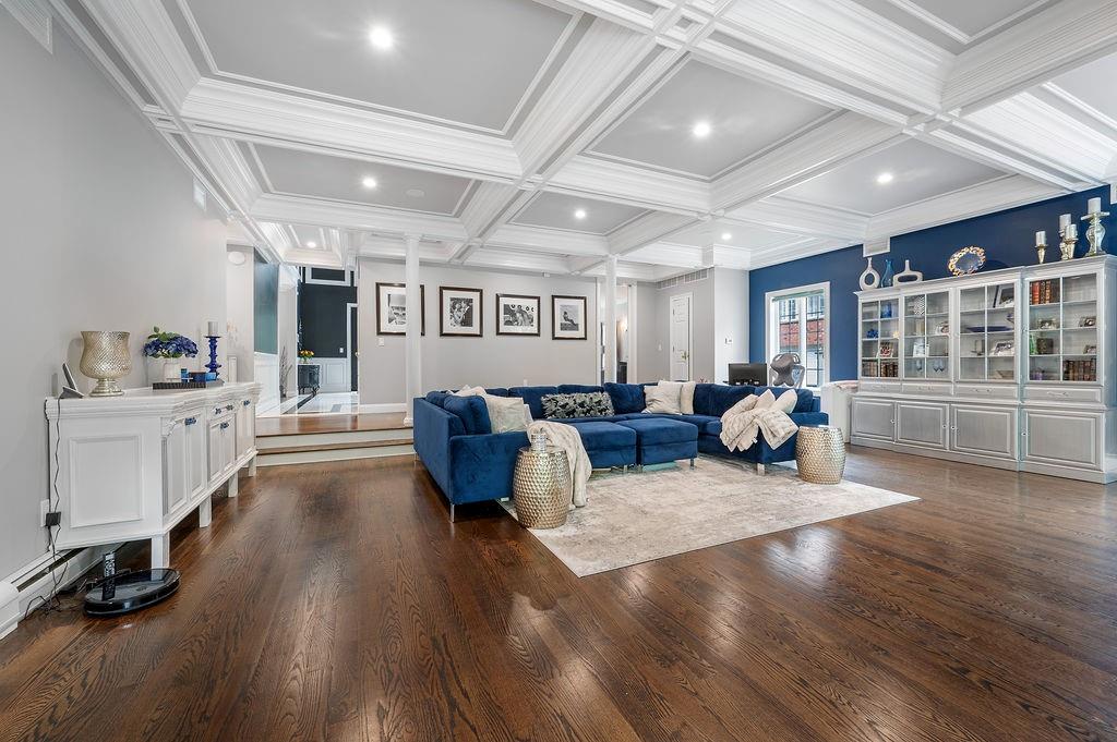 373 Ocean Terrace Todt Hill Staten Island NY 10301