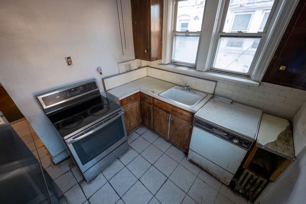 966 East 104th Street Canarsie Brooklyn NY 11236