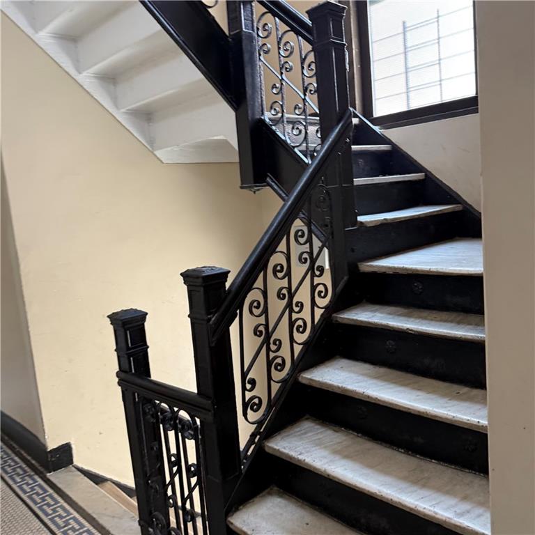 8678 Bay Parkway Bensonhurst Brooklyn NY 11214