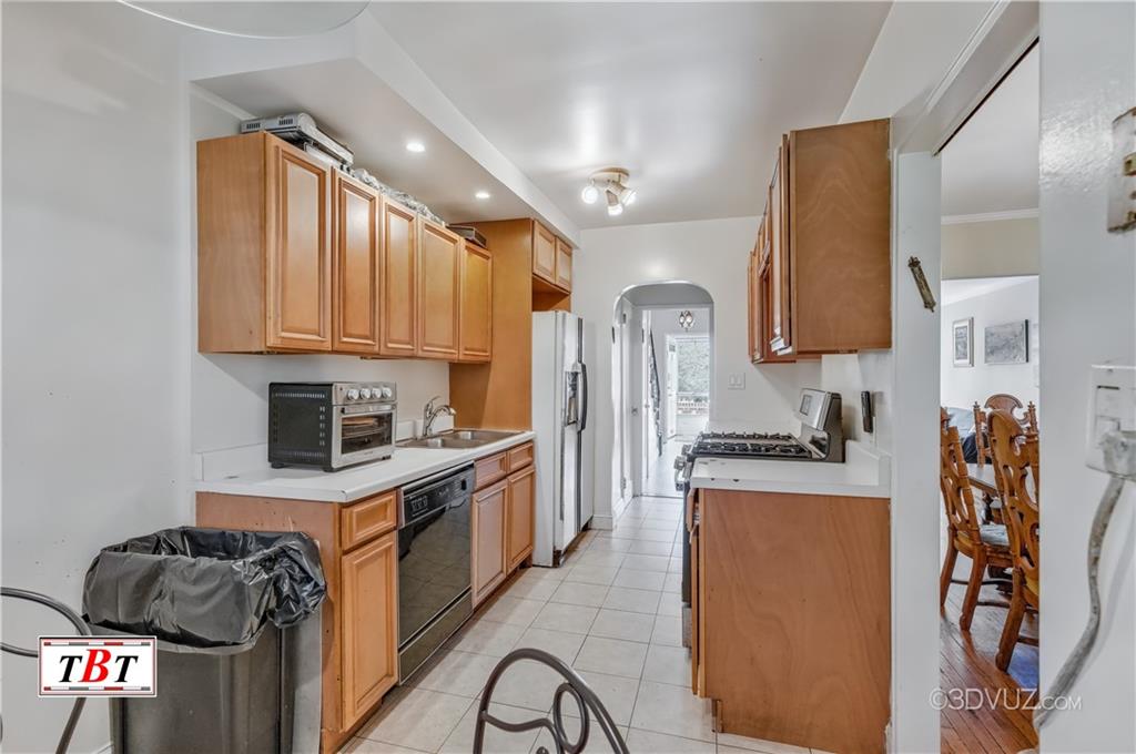 1517 East 34th Street Flatlands Brooklyn NY 11234