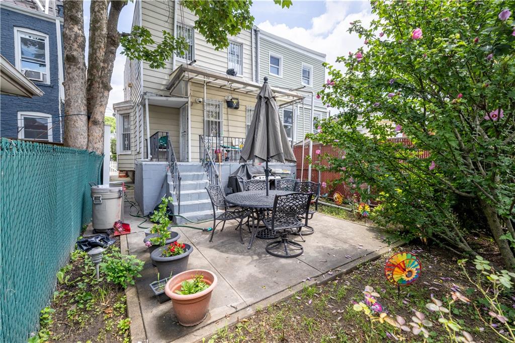 12 Vermont Court Bushwick Brooklyn NY 11207
