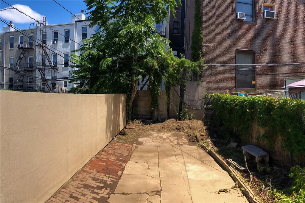 361 52nd Street Sunset Park Brooklyn NY 11220