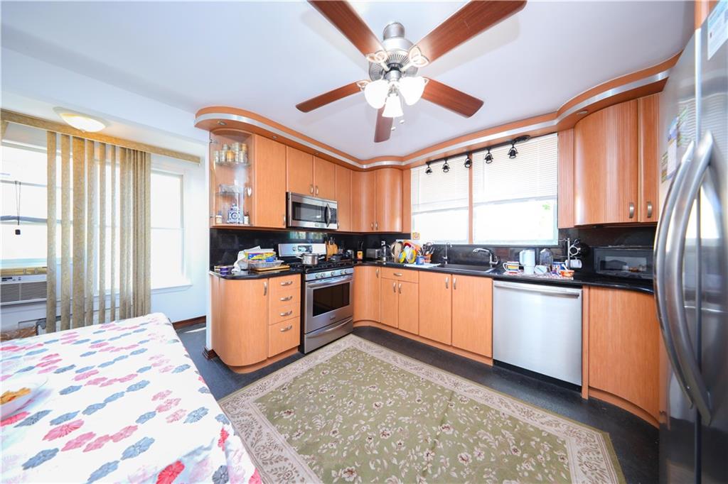 579 Greeley Avenue Grant City Staten Island NY 10306