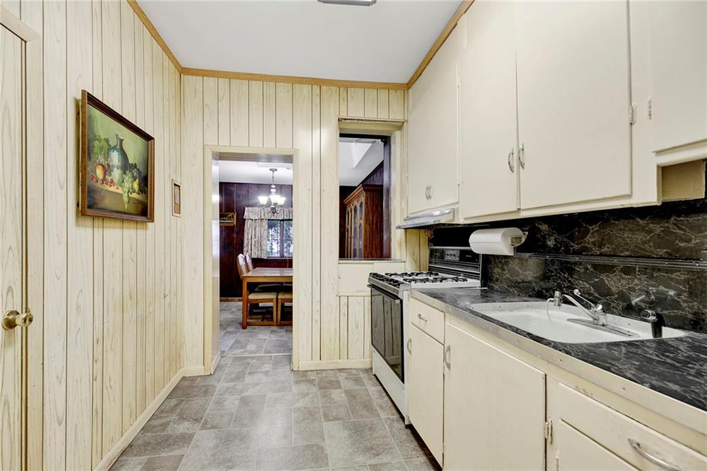 2111 65th Street Bensonhurst Brooklyn NY 11204