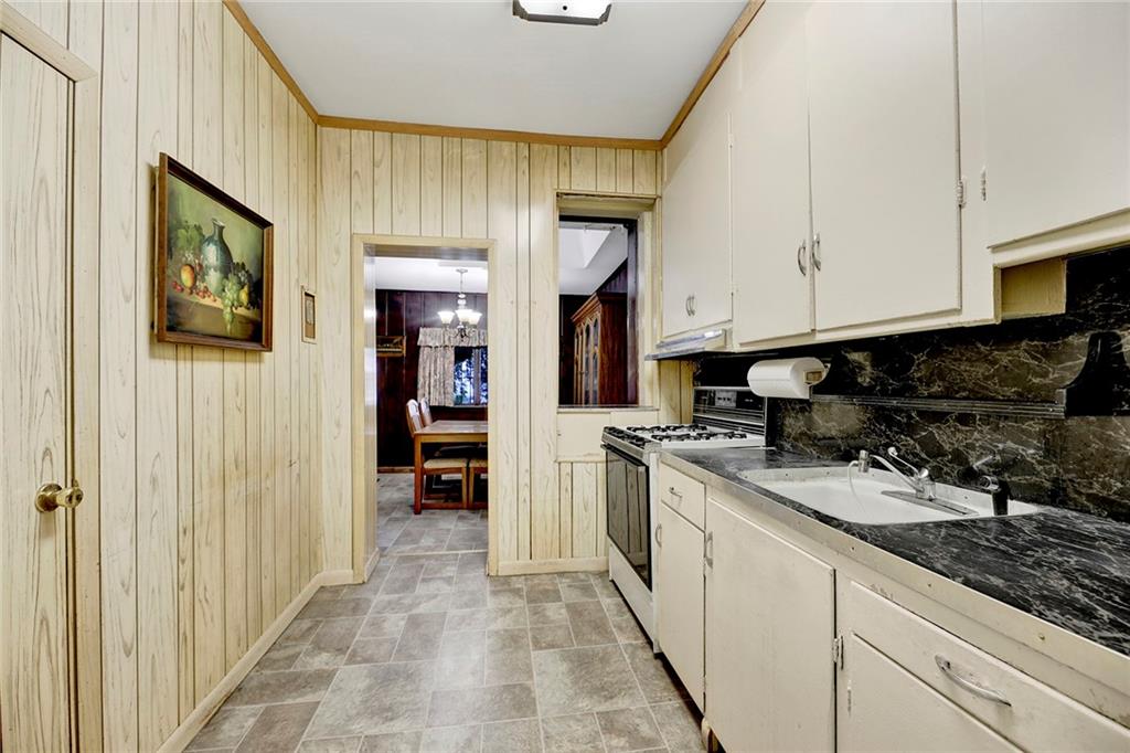 2111 65th Street Bensonhurst Brooklyn NY 11204