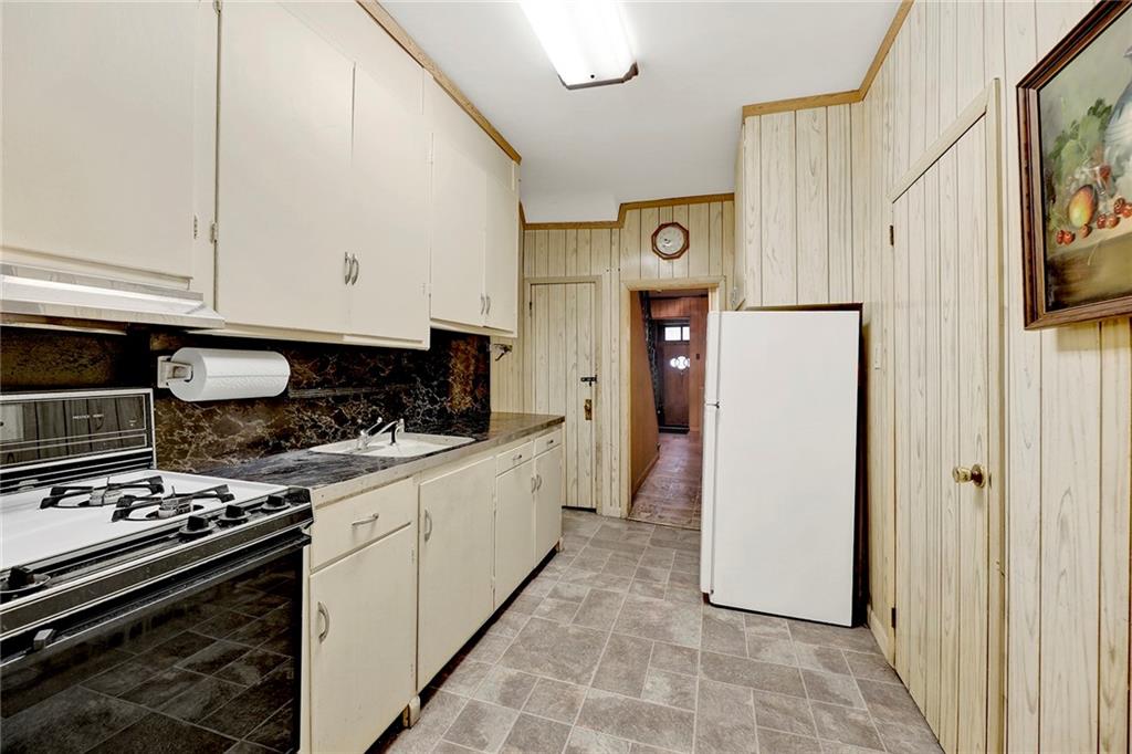 2111 65th Street Bensonhurst Brooklyn NY 11204