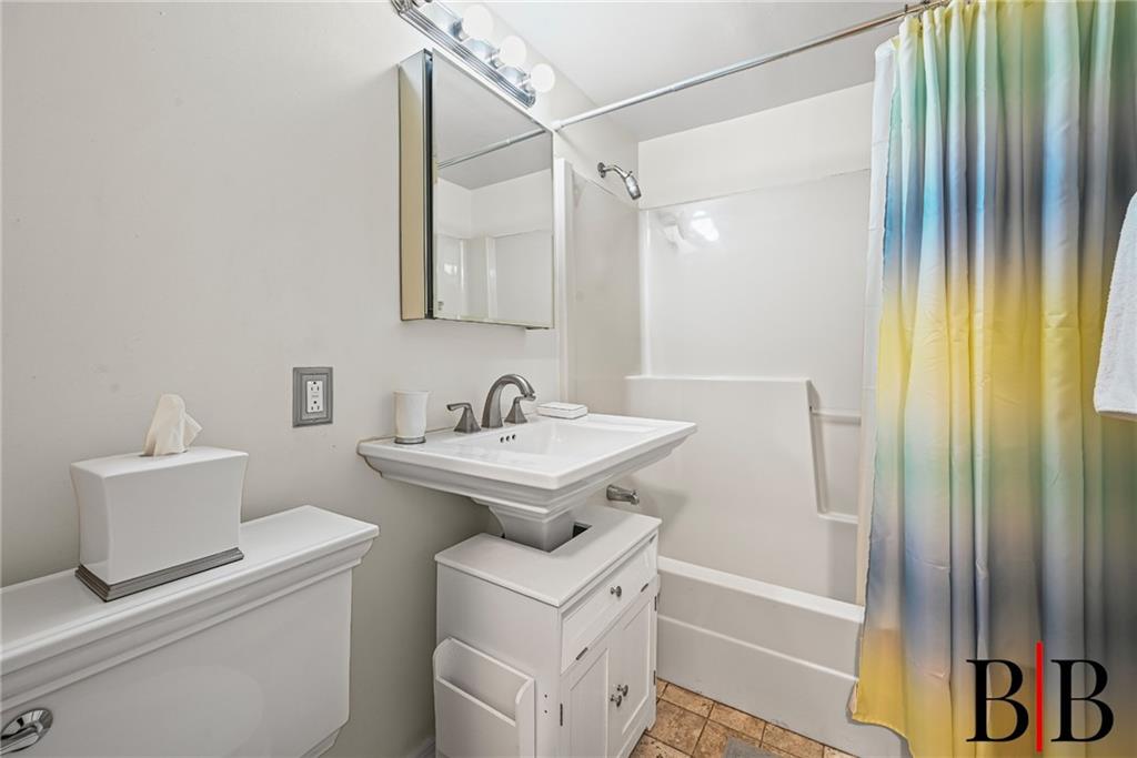 2613 Emmons Avenue Sheepshead Bay Brooklyn NY 11235