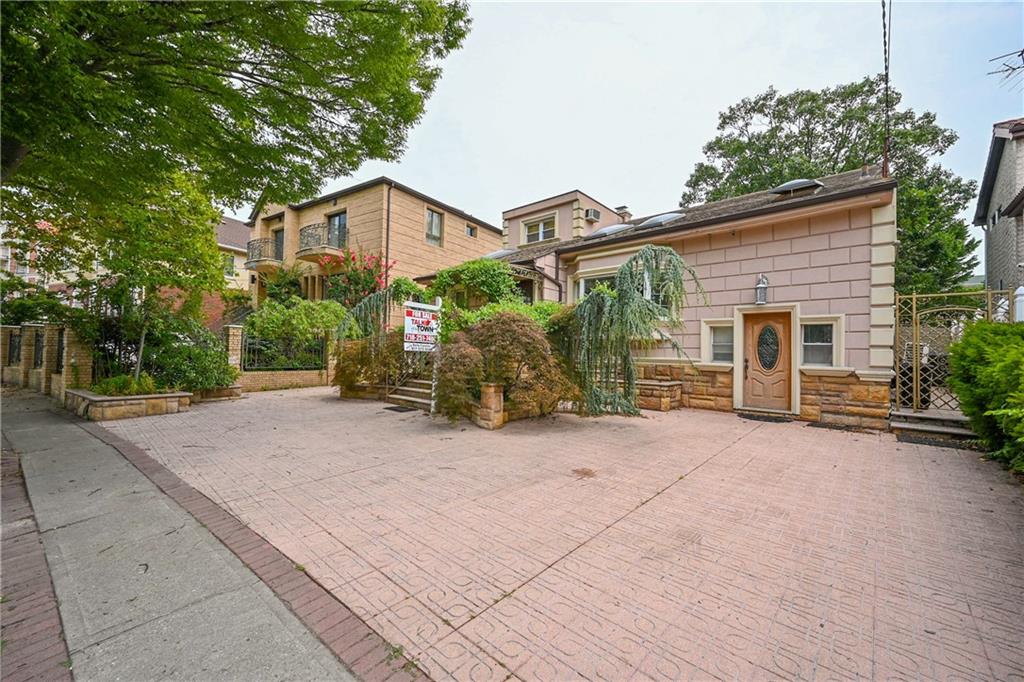 47 Gaylord Drive Mill Basin Brooklyn NY 11234