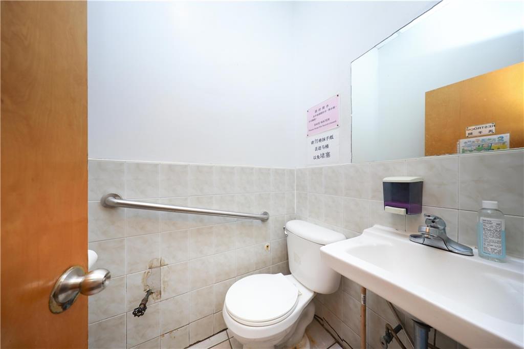 5007 7th Avenue Sunset Park Brooklyn NY 11220