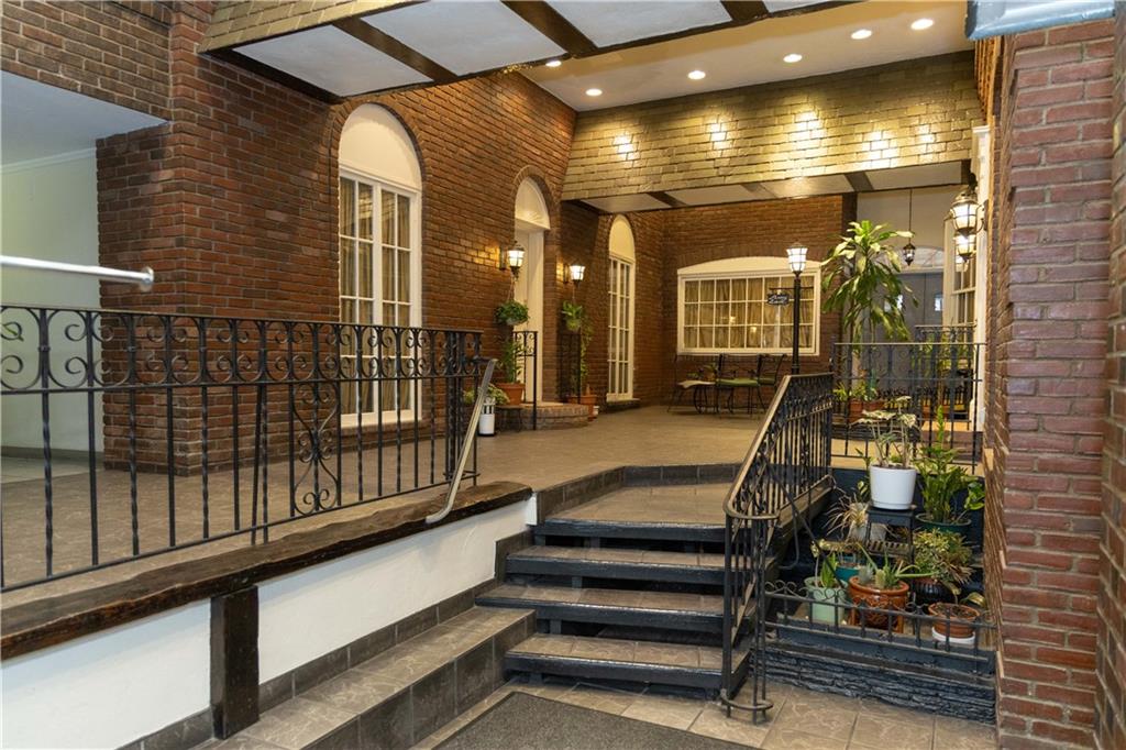 215 East 24th Street Kips Bay New York NY 10010