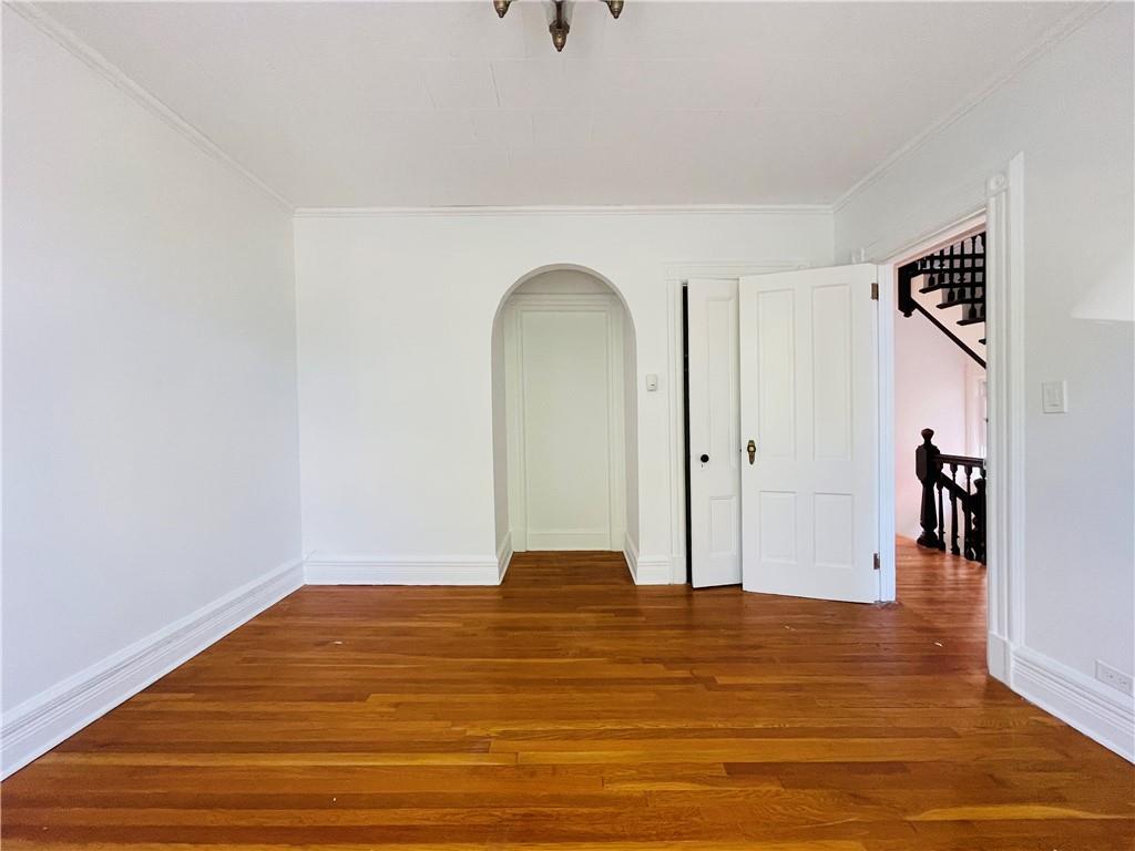 330 Van Duzer Street Tompkinsville Staten Island NY 10304