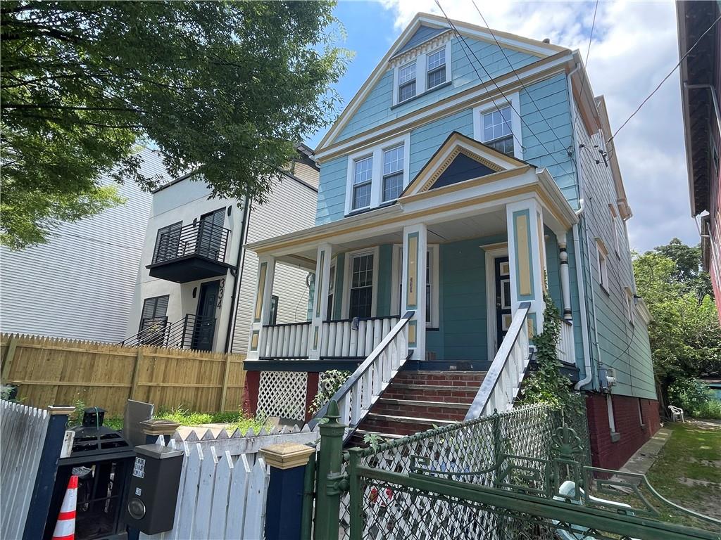 330 Van Duzer Street Tompkinsville Staten Island NY 10304