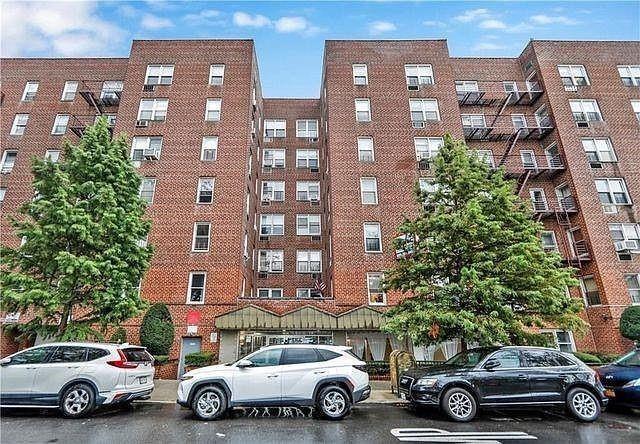2665 Homecrest Avenue Sheepshead Bay Brooklyn NY 11235