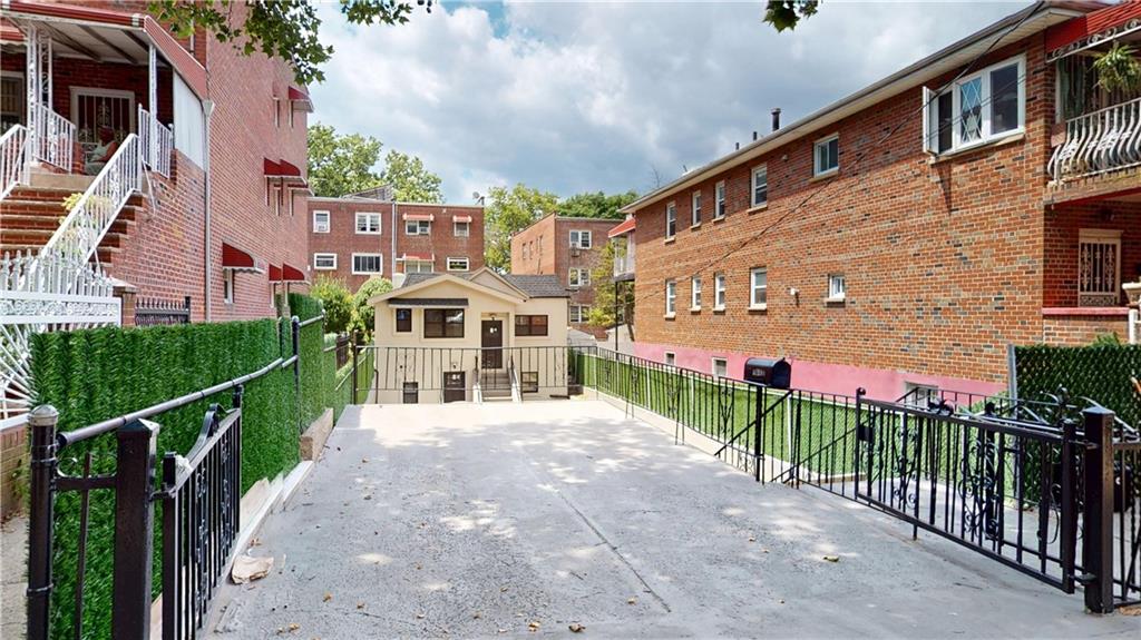 552 East 80th Street Canarsie Brooklyn NY 11236