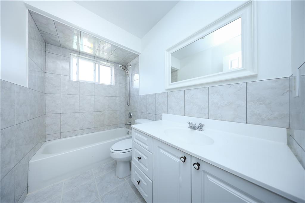 81 Gary Street Arden Heights Staten Island NY 10312