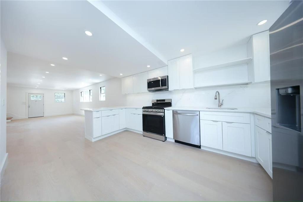 9 Russell Street Eltingville Staten Island NY 10308