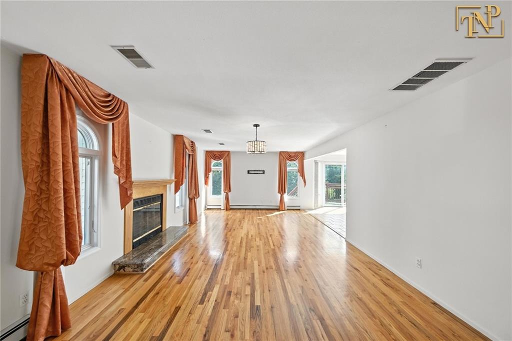 7 Parker Street Tottenville Brooklyn NY 10307