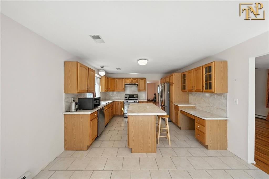 7 Parker Street Tottenville Brooklyn NY 10307