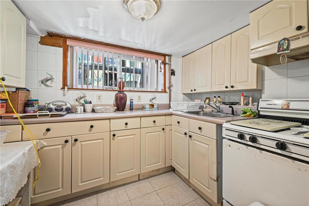 1958 81st Street Bensonhurst Brooklyn NY 11214