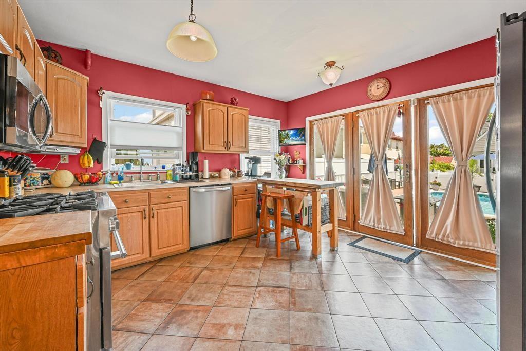456 Beach 145th Street Neponsit Queens NY 11694