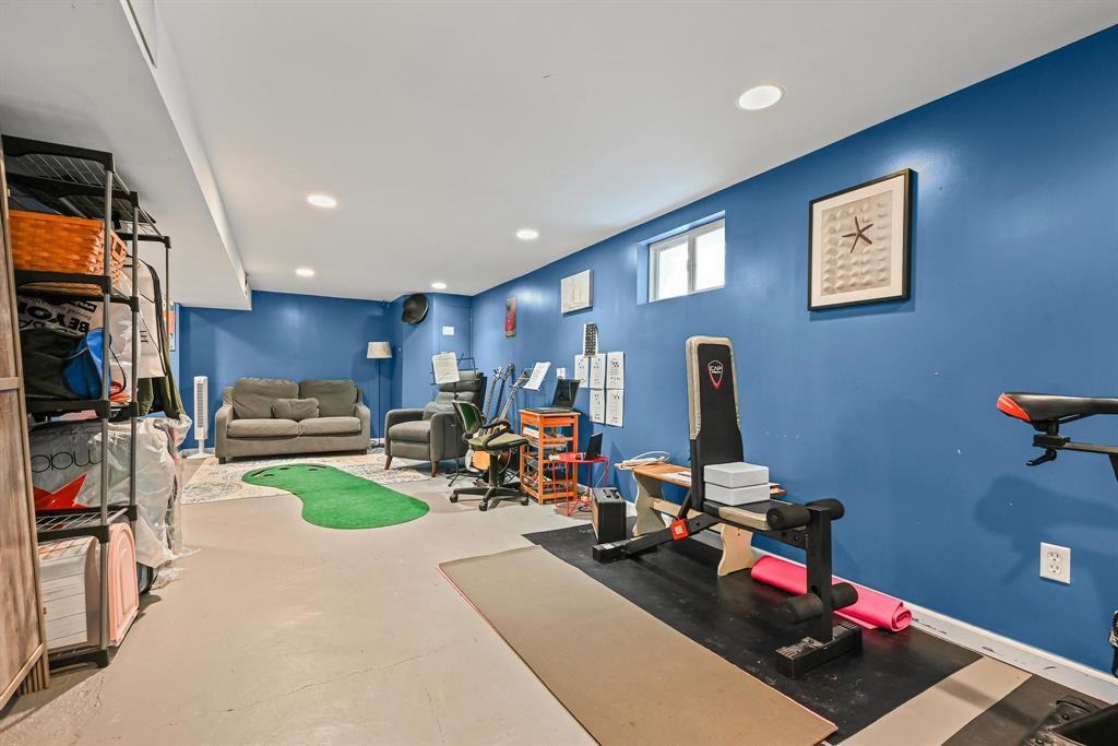 456 Beach 145th Street Neponsit Queens NY 11694