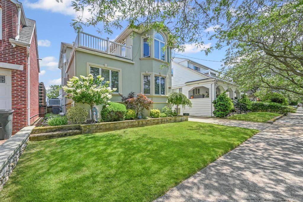 456 Beach 145th Street Neponsit Queens NY 11694