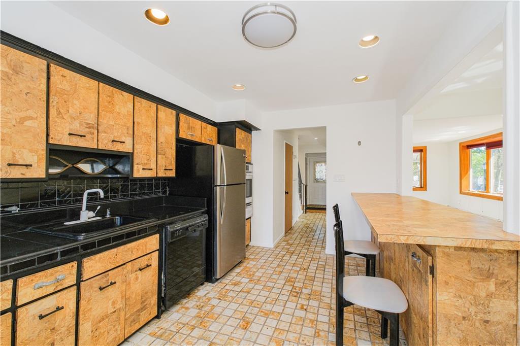 8884 17th Street Gravesend Brooklyn NY 11214