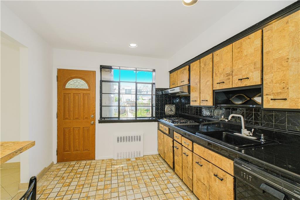 8884 17th Street Gravesend Brooklyn NY 11214