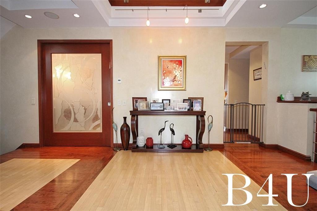 73 Barlow Drive Mill Basin Brooklyn NY 11234