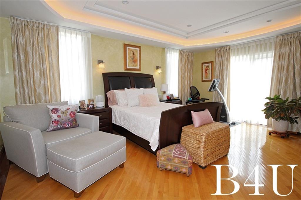 73 Barlow Drive Mill Basin Brooklyn NY 11234