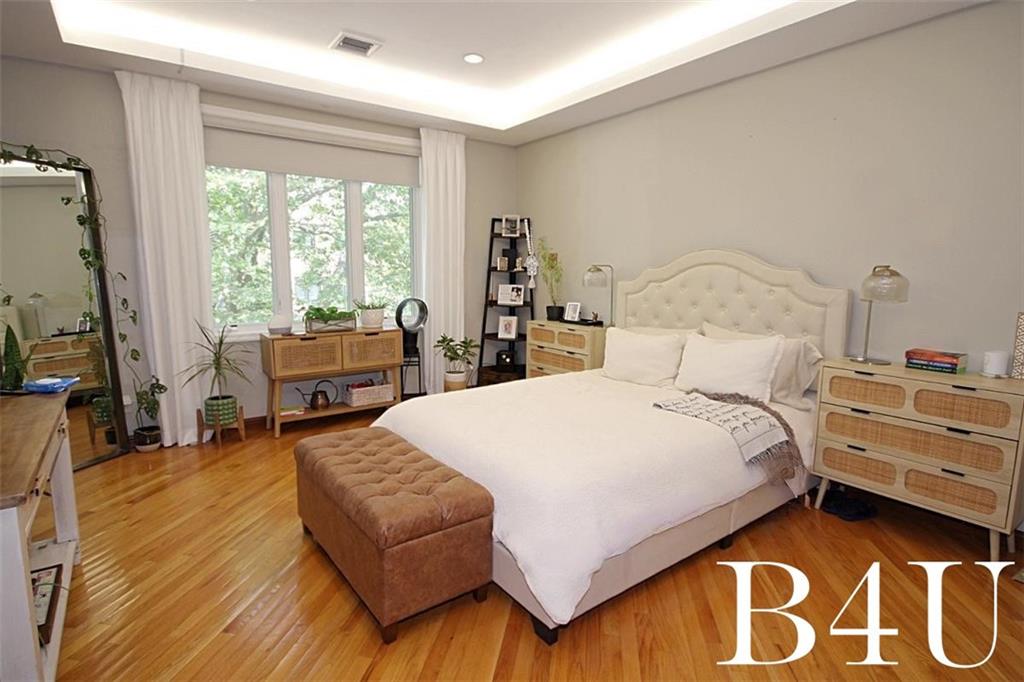 73 Barlow Drive Mill Basin Brooklyn NY 11234