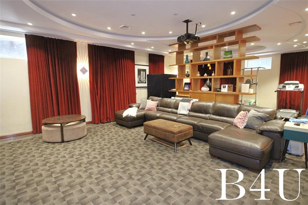 73 Barlow Drive Mill Basin Brooklyn NY 11234