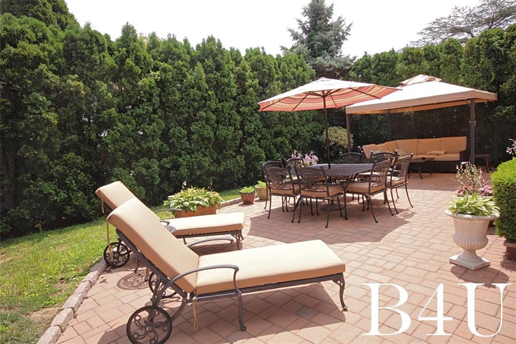 73 Barlow Drive Mill Basin Brooklyn NY 11234