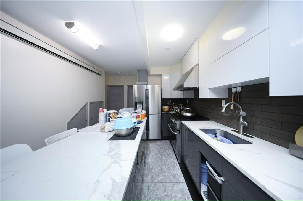 722 56th Street Sunset Park Brooklyn NY 11220