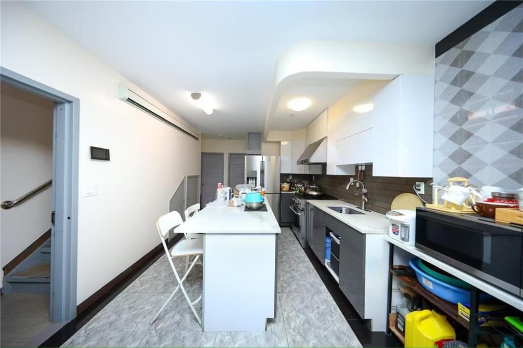 722 56th Street Sunset Park Brooklyn NY 11220