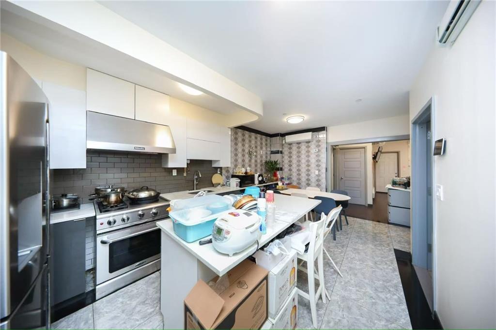 722 56th Street Sunset Park Brooklyn NY 11220
