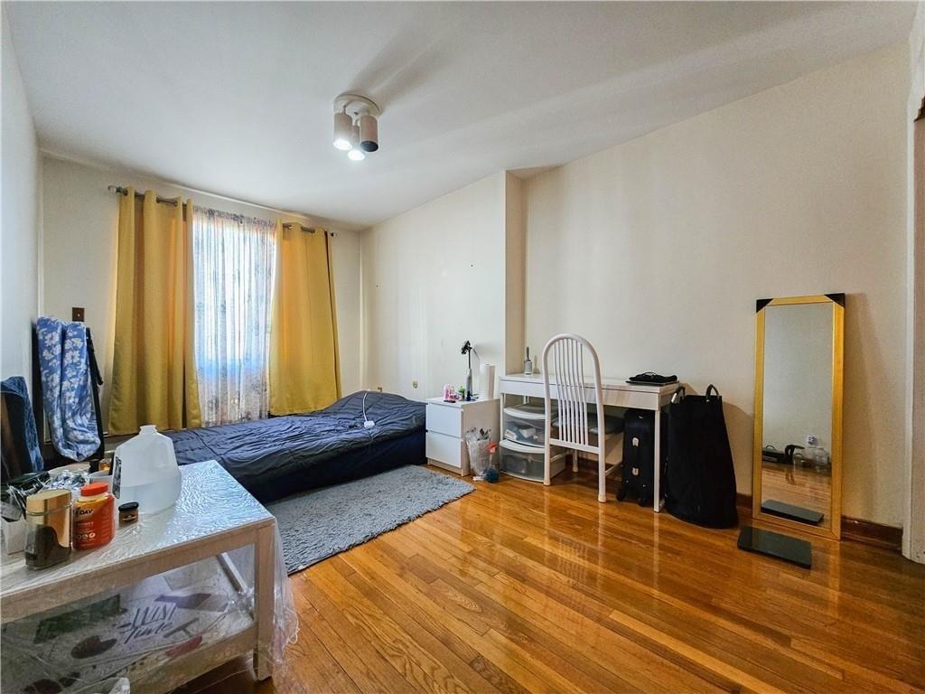 2540 East 11th Street Sheepshead Bay Brooklyn NY 11235