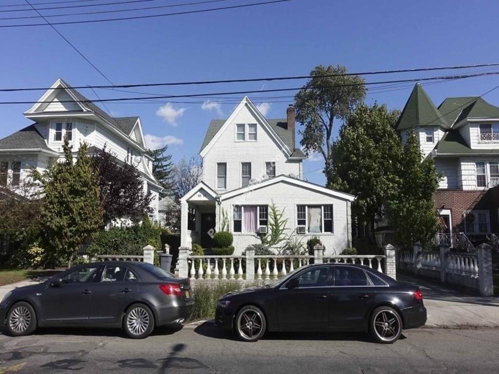 89-23 Lefferts Boulevard Richmond Hill Richmond Hill NY 11418