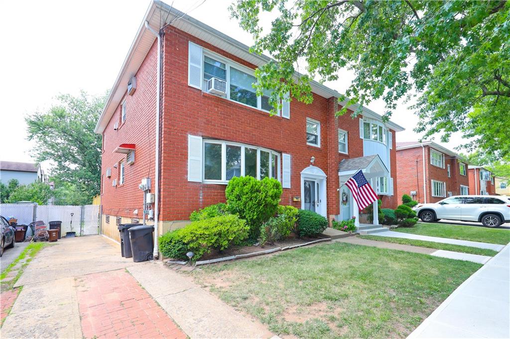 28 North Rhett Avenue Great Kills Staten Island NY 10308