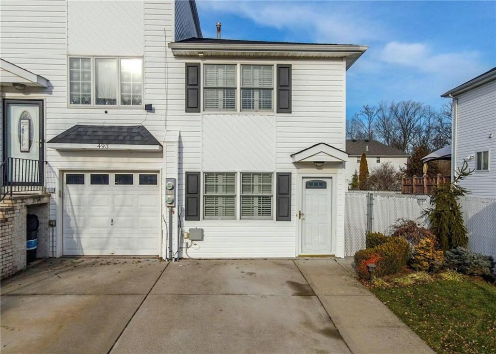 491 Tarrytown Avenue Oakwood Staten Island NY 10306