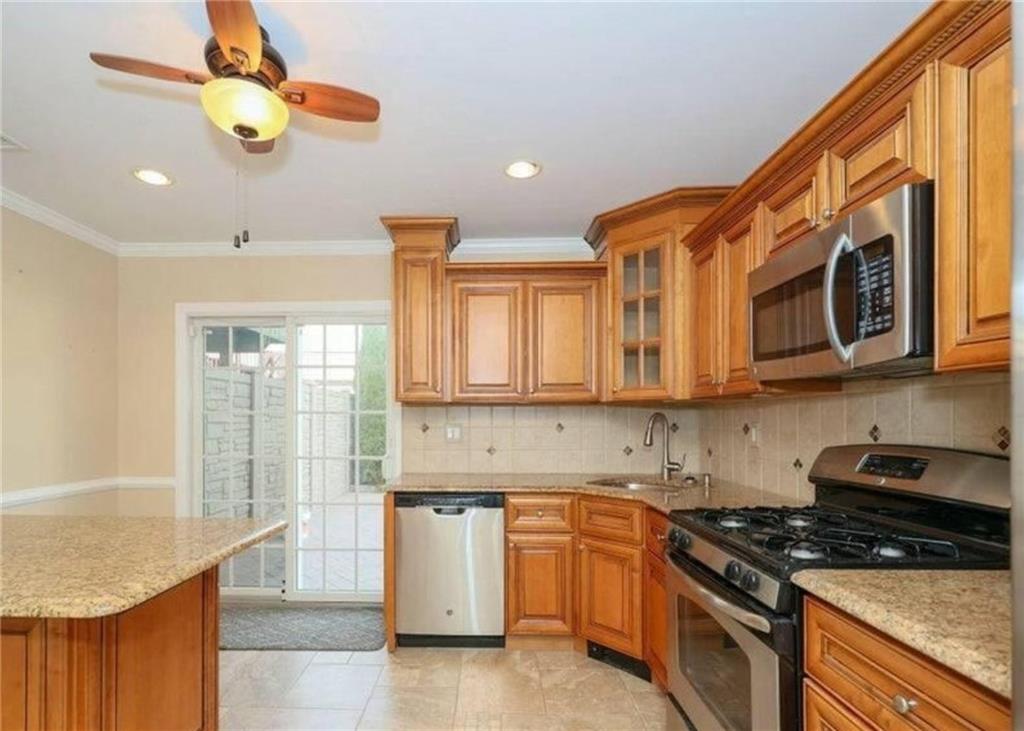 491 Tarrytown Avenue Oakwood Staten Island NY 10306