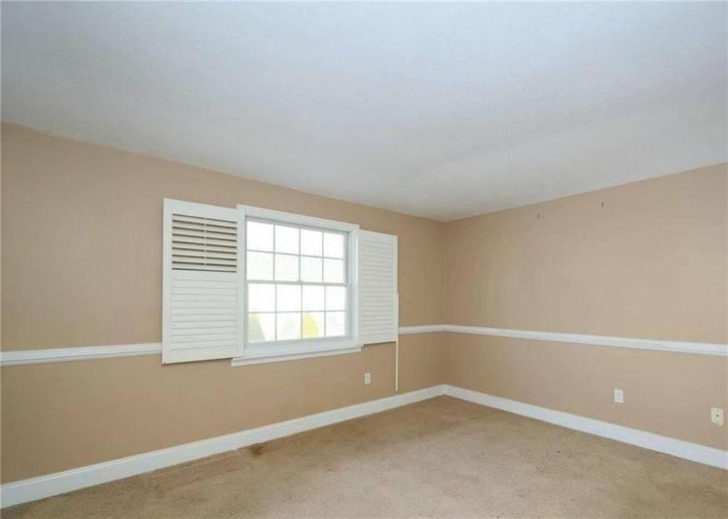 491 Tarrytown Avenue Oakwood Staten Island NY 10306