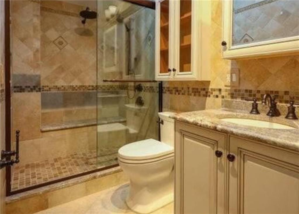 491 Tarrytown Avenue Oakwood Staten Island NY 10306