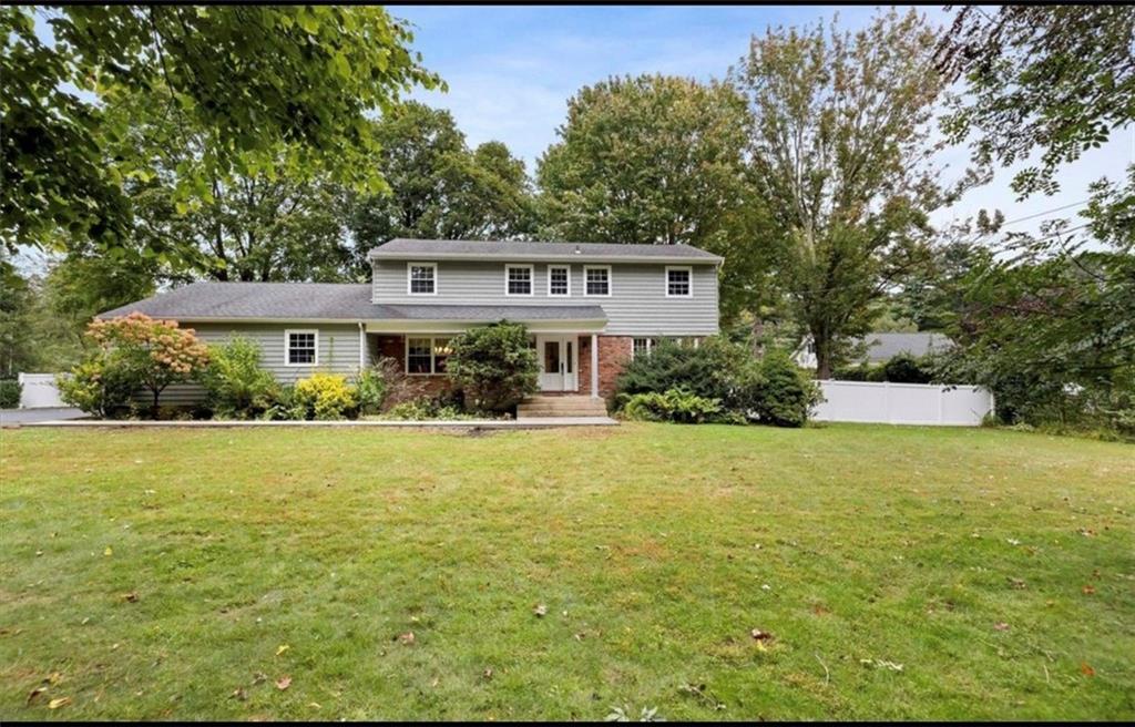 240 Plainview Road Out of NYC Woodbury NY 11797