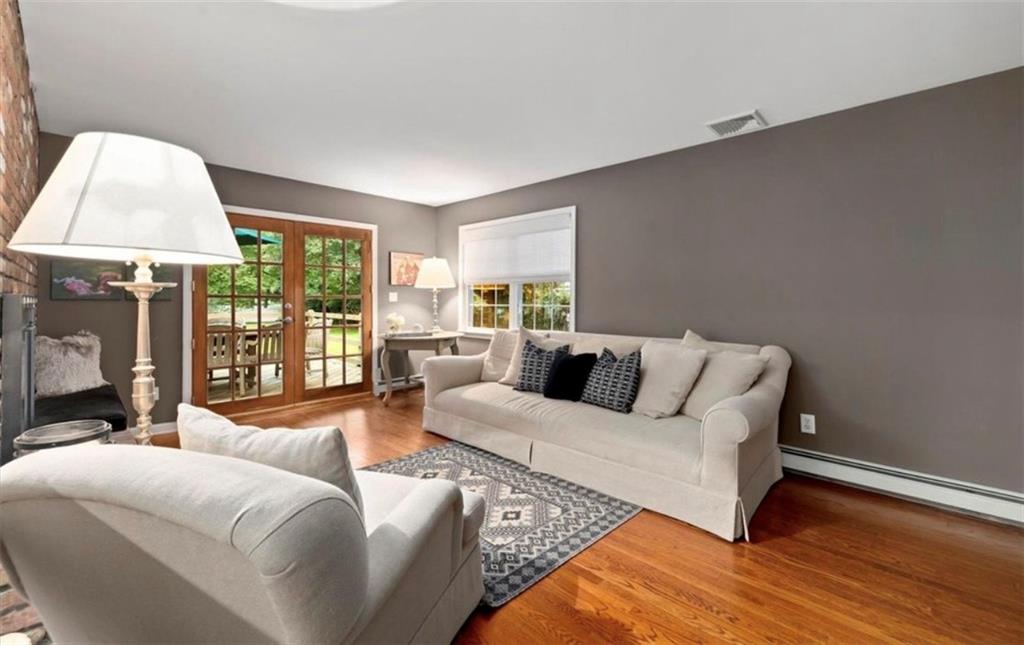 240 Plainview Road Out of NYC Woodbury NY 11797