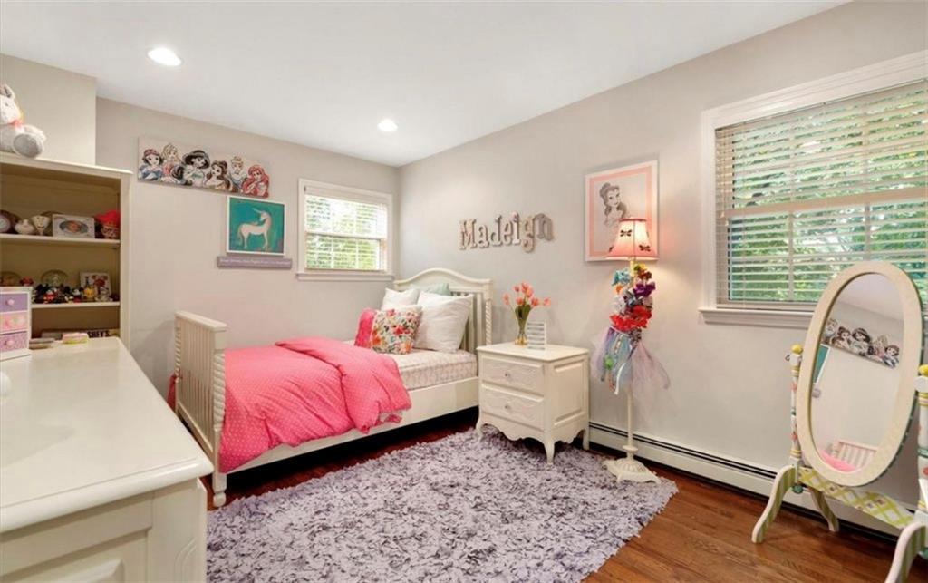 240 Plainview Road Out of NYC Woodbury NY 11797