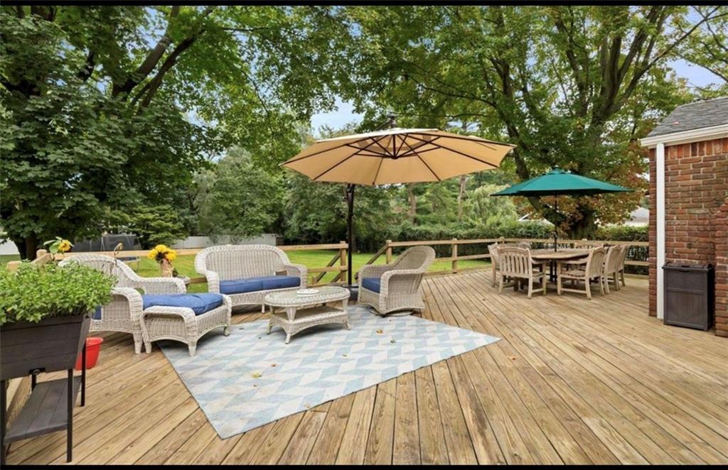 240 Plainview Road Out of NYC Woodbury NY 11797