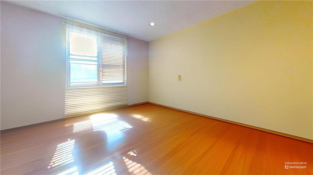 2 West End Avenue Manhattan Beach Brooklyn NY 11235