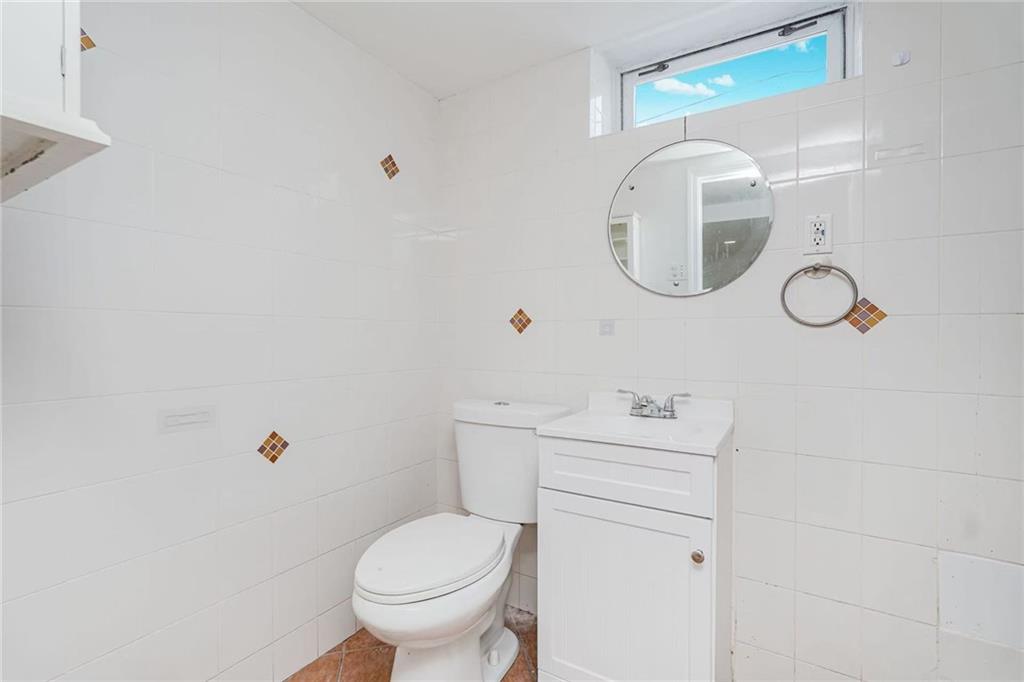 47 Rockwell Avenue Rosebank Staten Island NY 10305